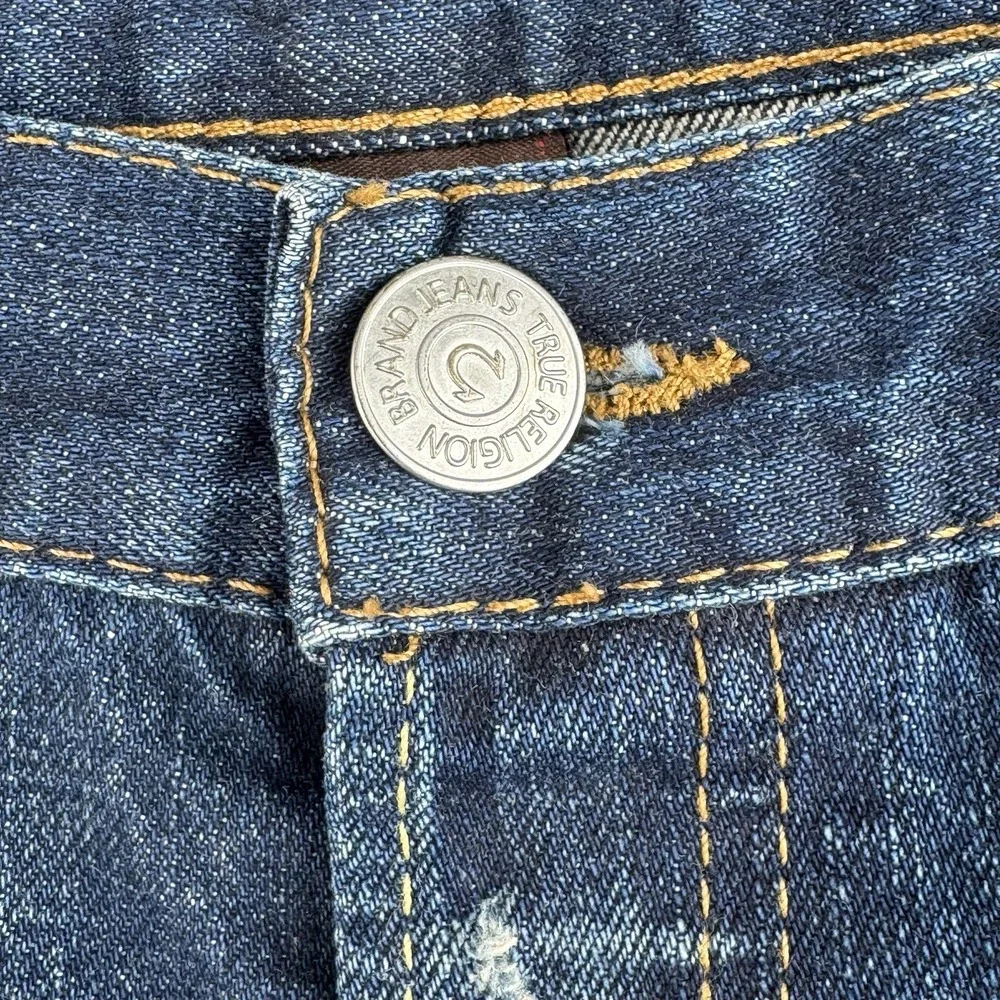 True Religion Geno Jeans Mens 29x32 Blue Denim Geno USA Distressed Selvedge NWT